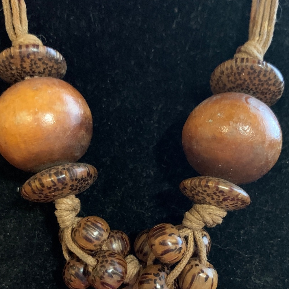 Handcrafted Wooden Flower Necklace - Picture 6 of 10